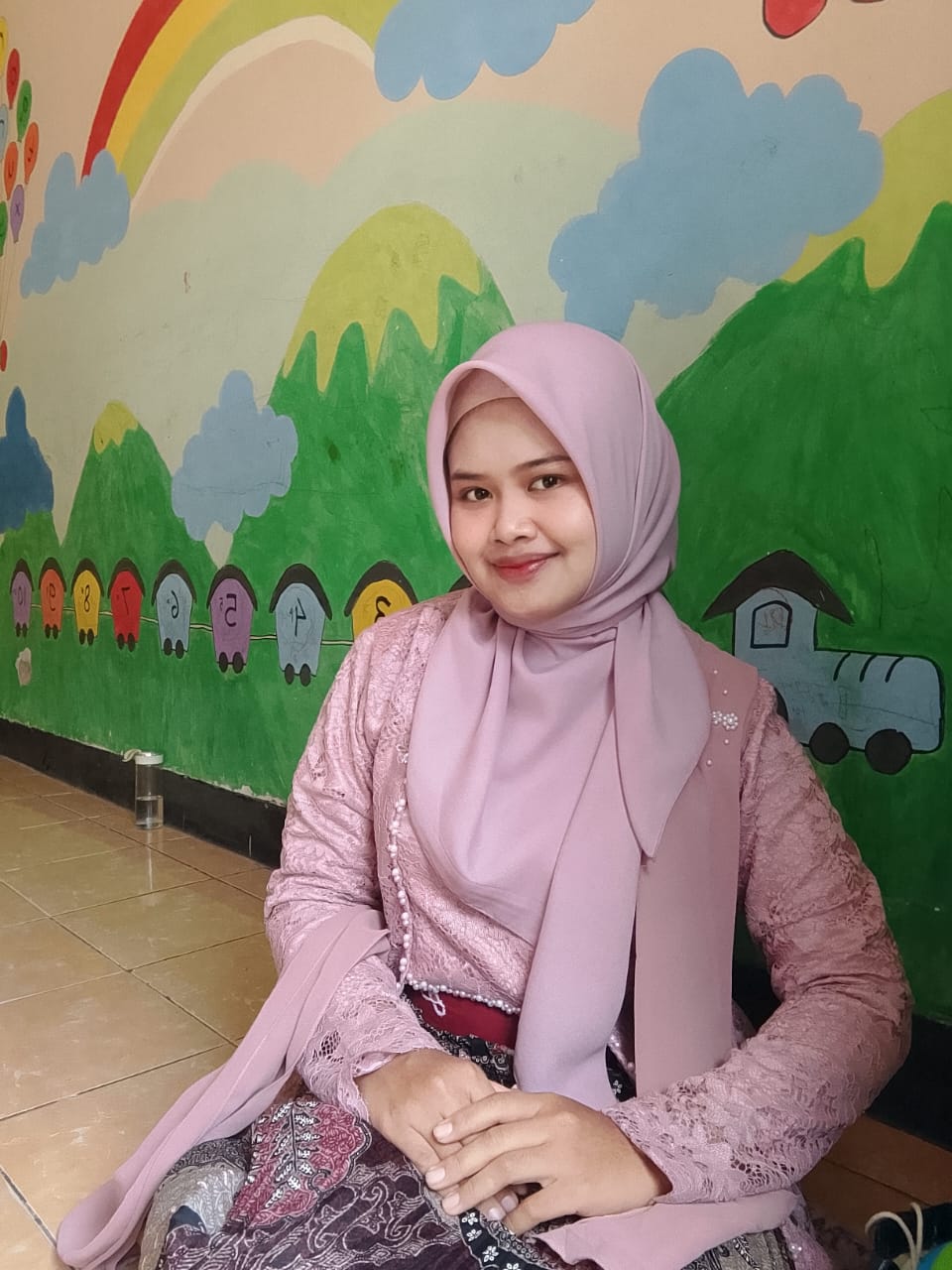 Mona Febriyanti Mukip, S.Pd